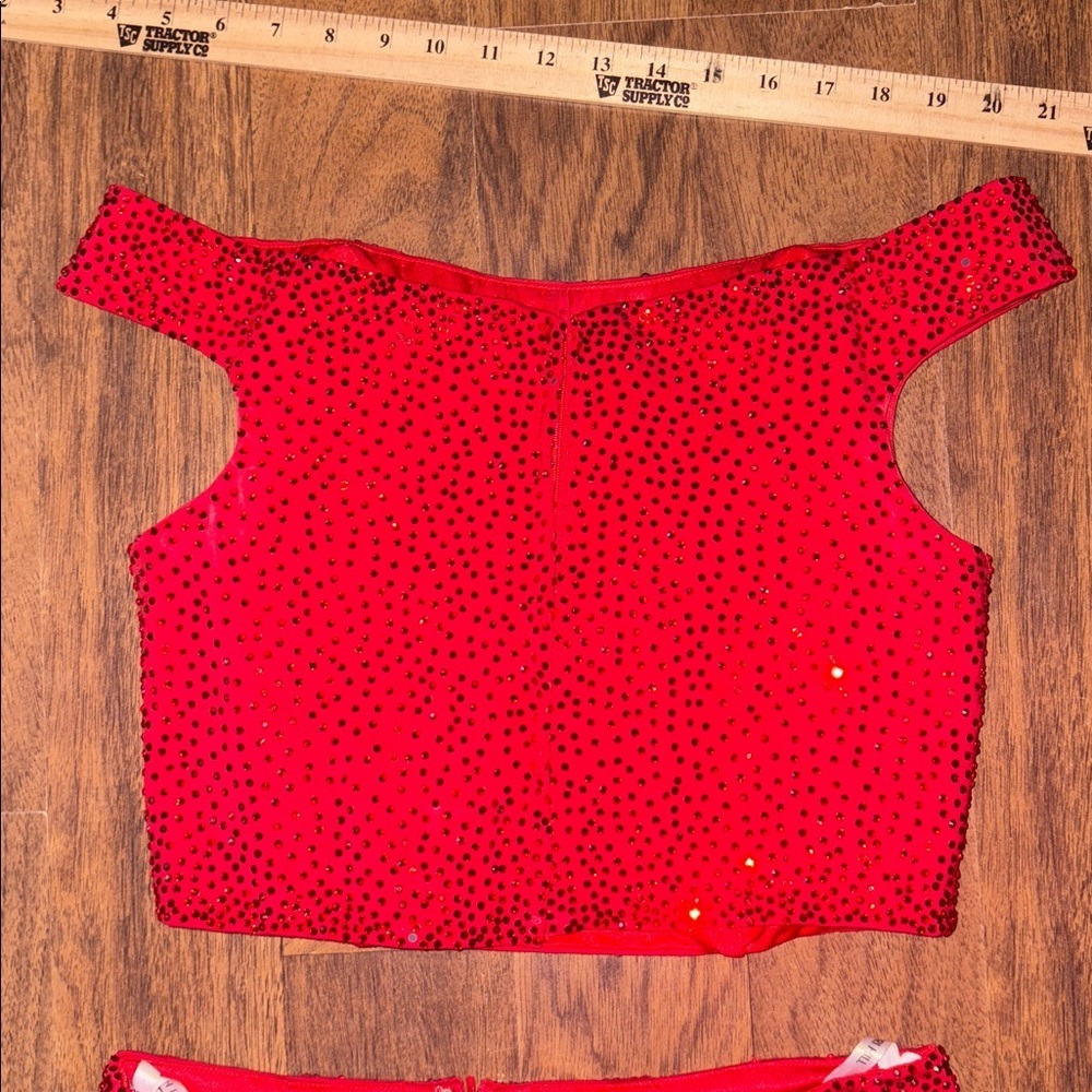 SHERRI HILL TWO PIECE FORMAL SET IN RED size 10
DRESS 50701 - Picture 9 of 11